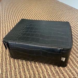 Béis Cosmetic Case - Black Crocodile (with magnetic brush case & mirror)